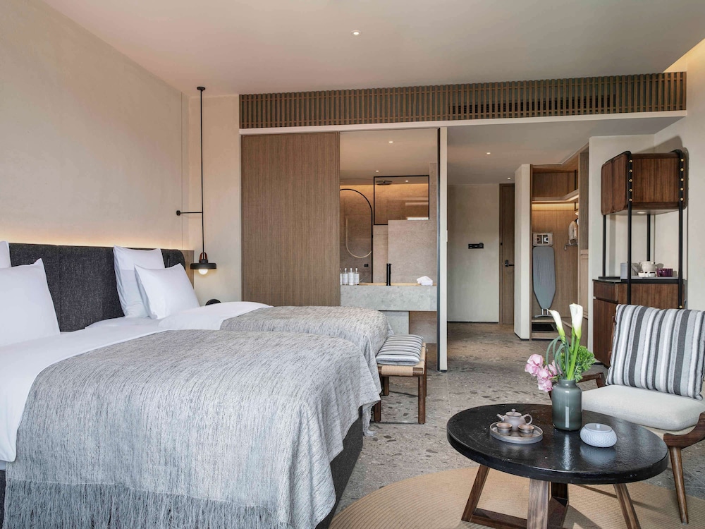 Deluxe Twin Bed Room - Photo 5