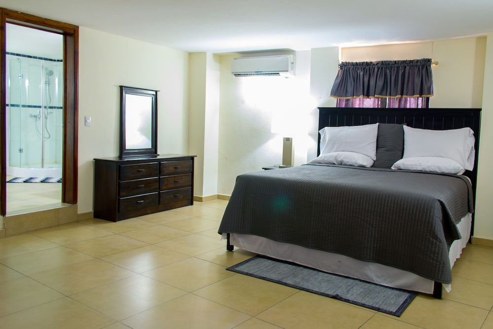 Executive Suite photo 2