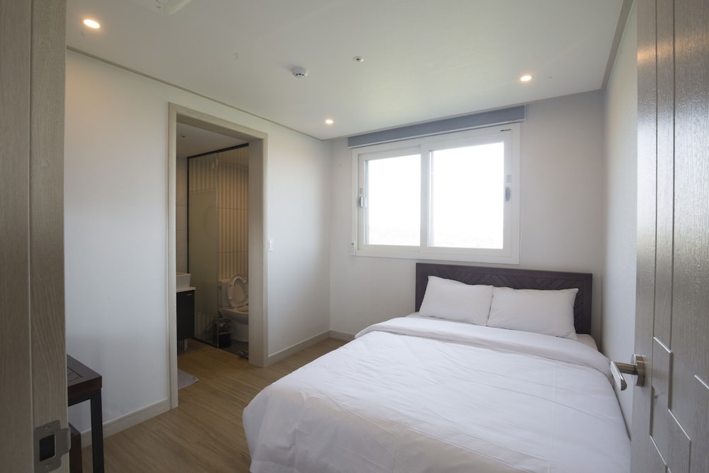 Suite, Garden View - Photo 4