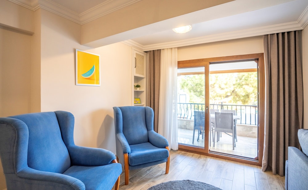 Deluxe Apartment, 2 Bedrooms, Non Smoking, Sea Facing photo 1