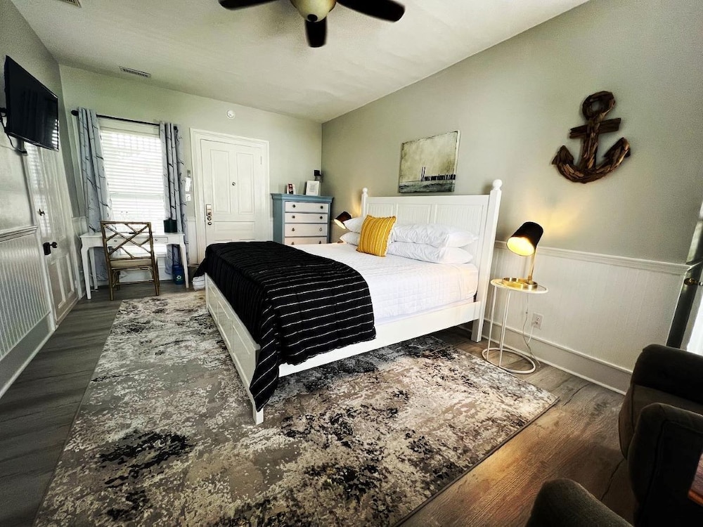 Harbor Room photo 2
