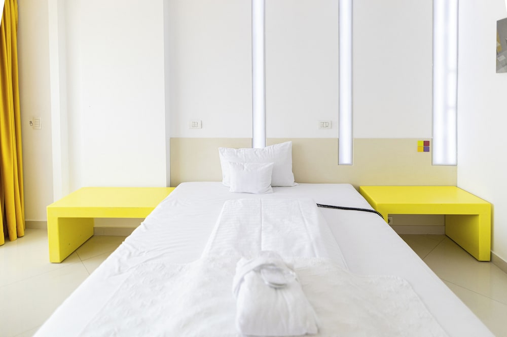 Standard Room - Photo 12