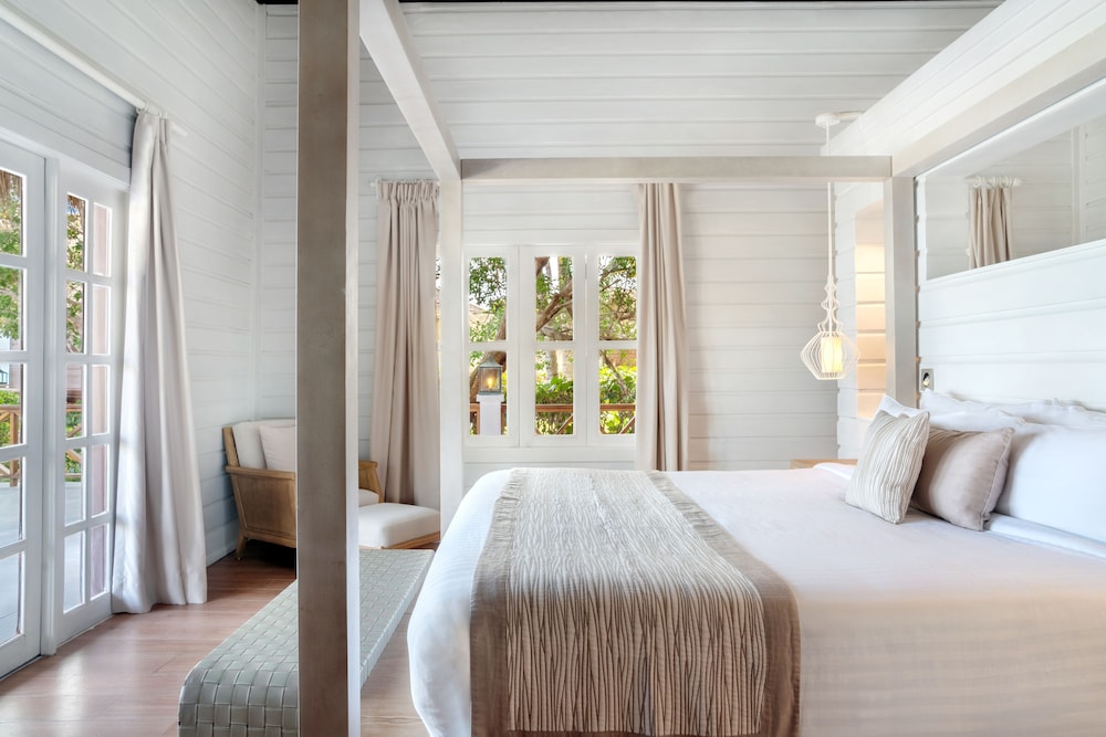 Villa, 1 King Bed, Balcony (oceanside)