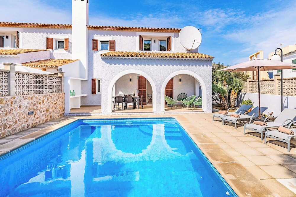 Villa (3 Dormitorios)