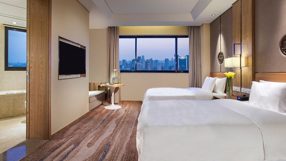 Premium Room, 2 Twin Beds, Non Smoking (Lounge Access) - Photo 6