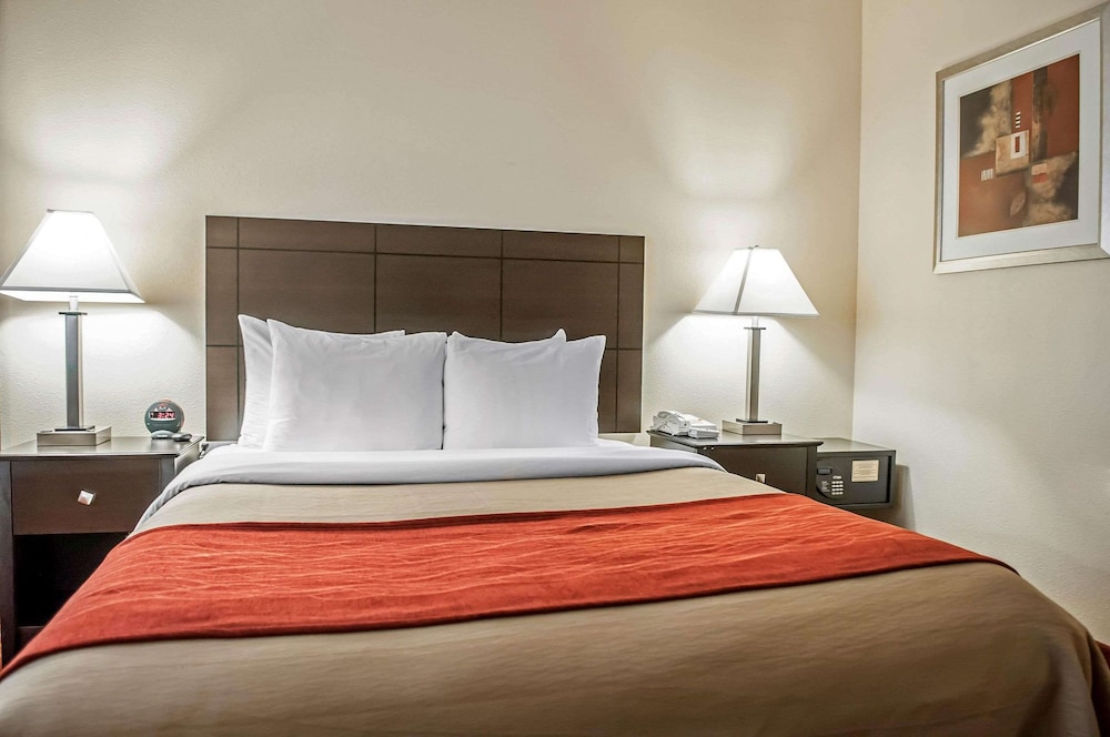 Room, 1 Queen Bed, Accessible, Non Smoking - Photo 1