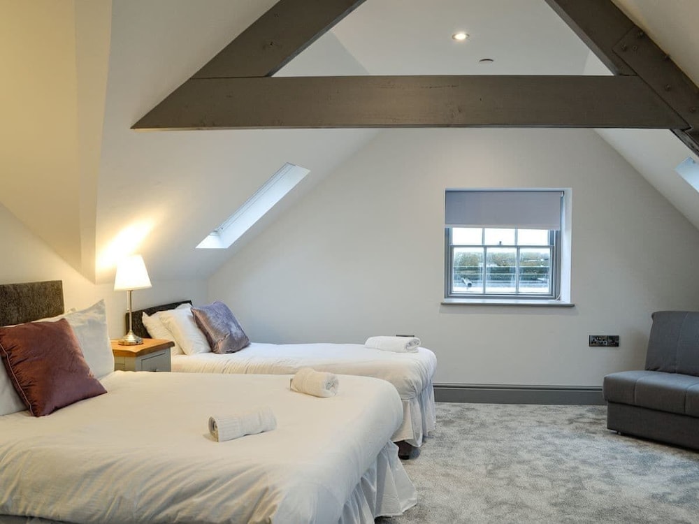 Luxury Apartment, 3 Bedrooms, Sea View photo 2