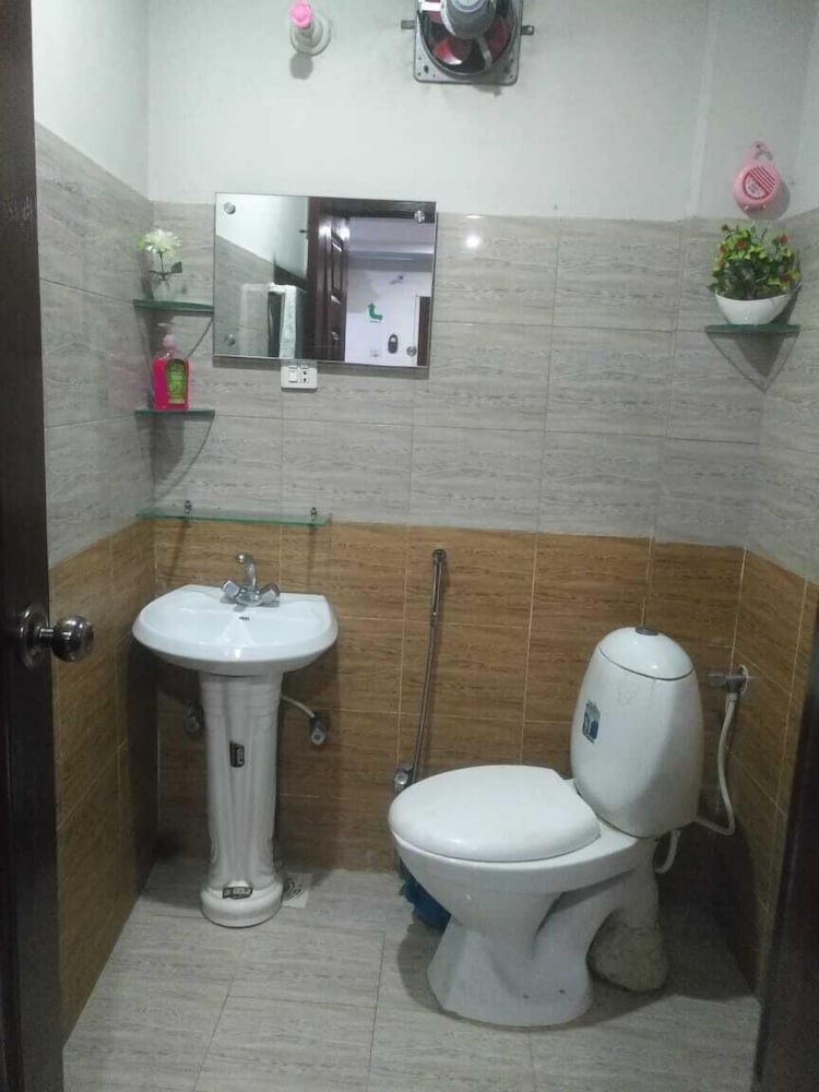 Deluxe Double or Twin Room photo 2