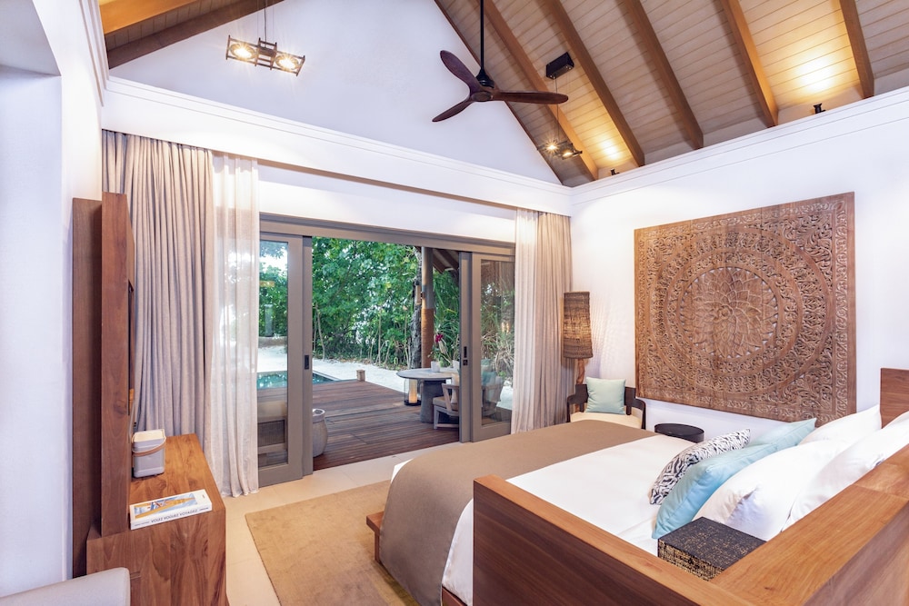 Beach Villa With Plunge Pool