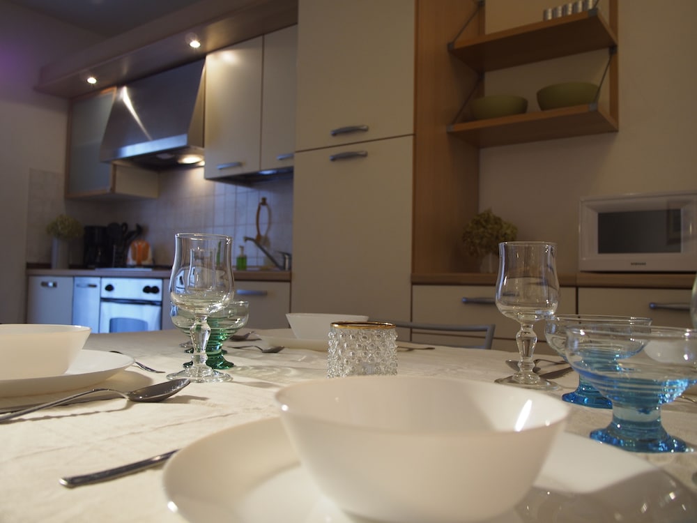 Duplex, 2 Bedrooms (4 Adults + 2 Children) photo 3