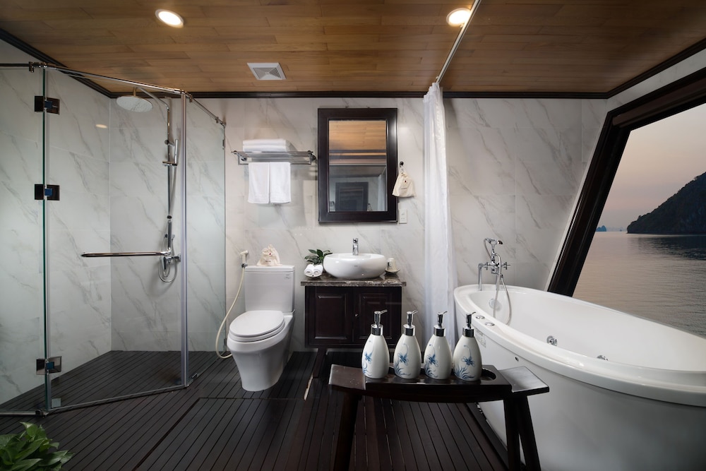 Executive Double or Twin Room, Balcony, Ocean View - 2D1N photo 3