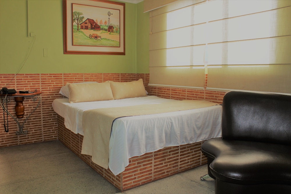 Double Room, 1 Double Bed, Non Smoking photo 1