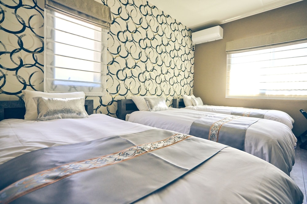 Luxury Villa - Photo 37