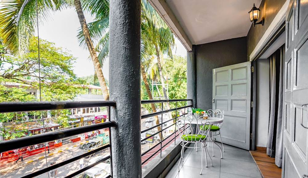 Family suite with Balcony photo 3