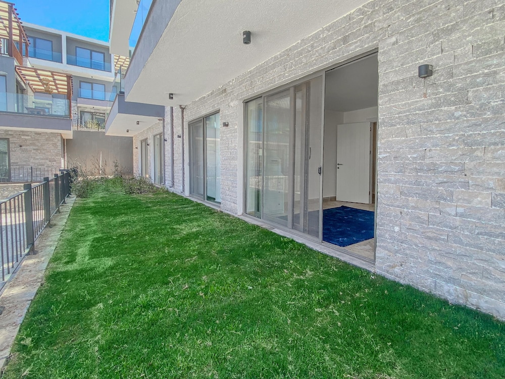 Villa photo 3