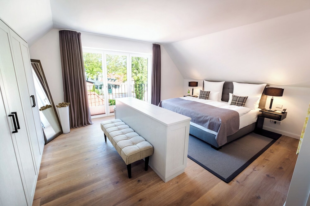 Suite (in the Gardenvilla) photo