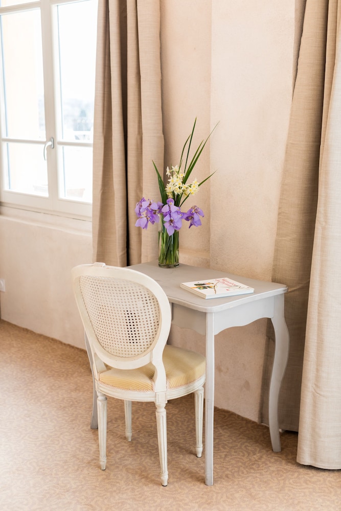 Elite Double Room, Accessible photo 3