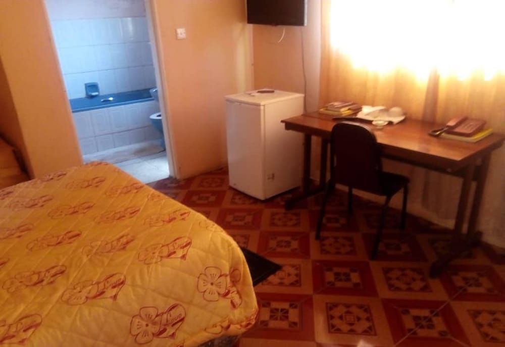 Standard Twin Room photo 1