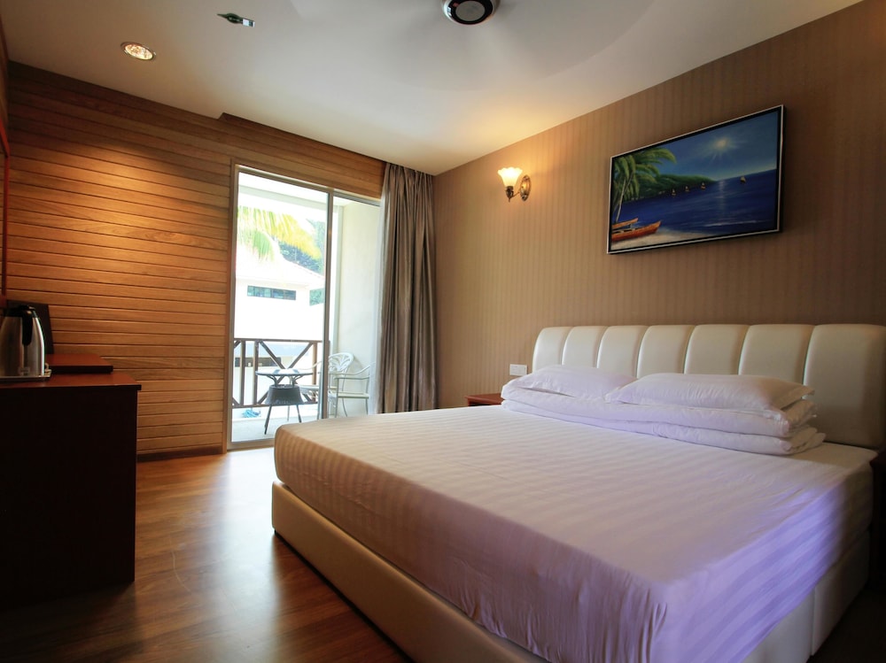 Allamanda Room