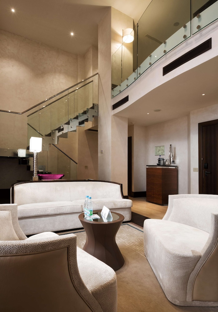 Suite, 1 King Bed (Duplex Suite)