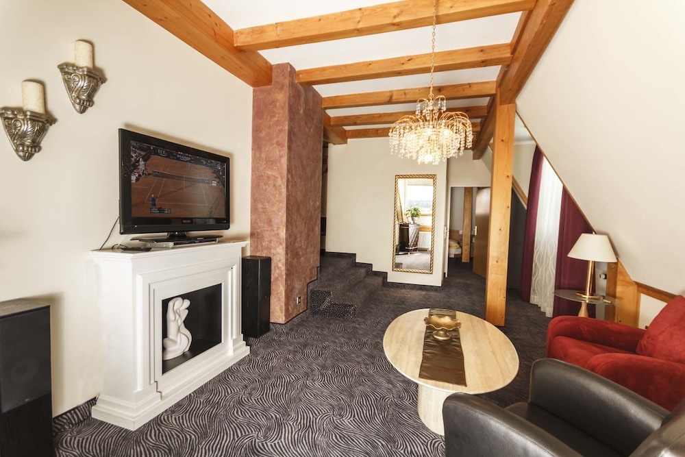 Comfort Suite (with living room) photo 2