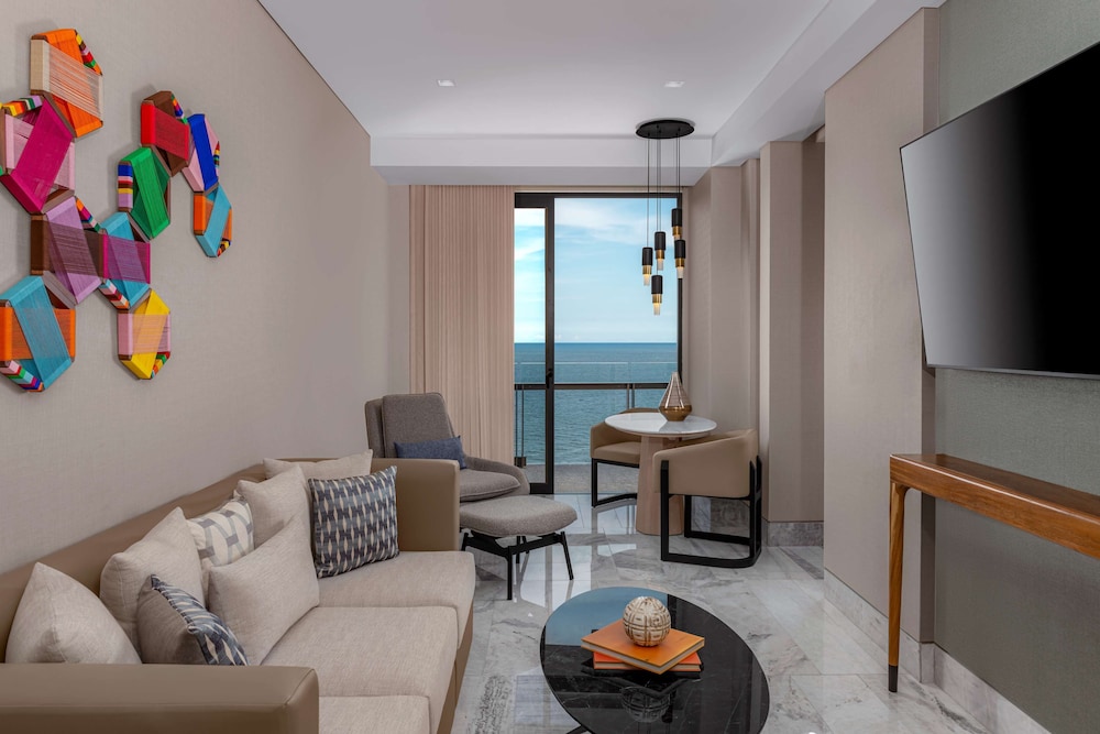Suite, 2 Bedrooms, Oceanfront (connecting Room)