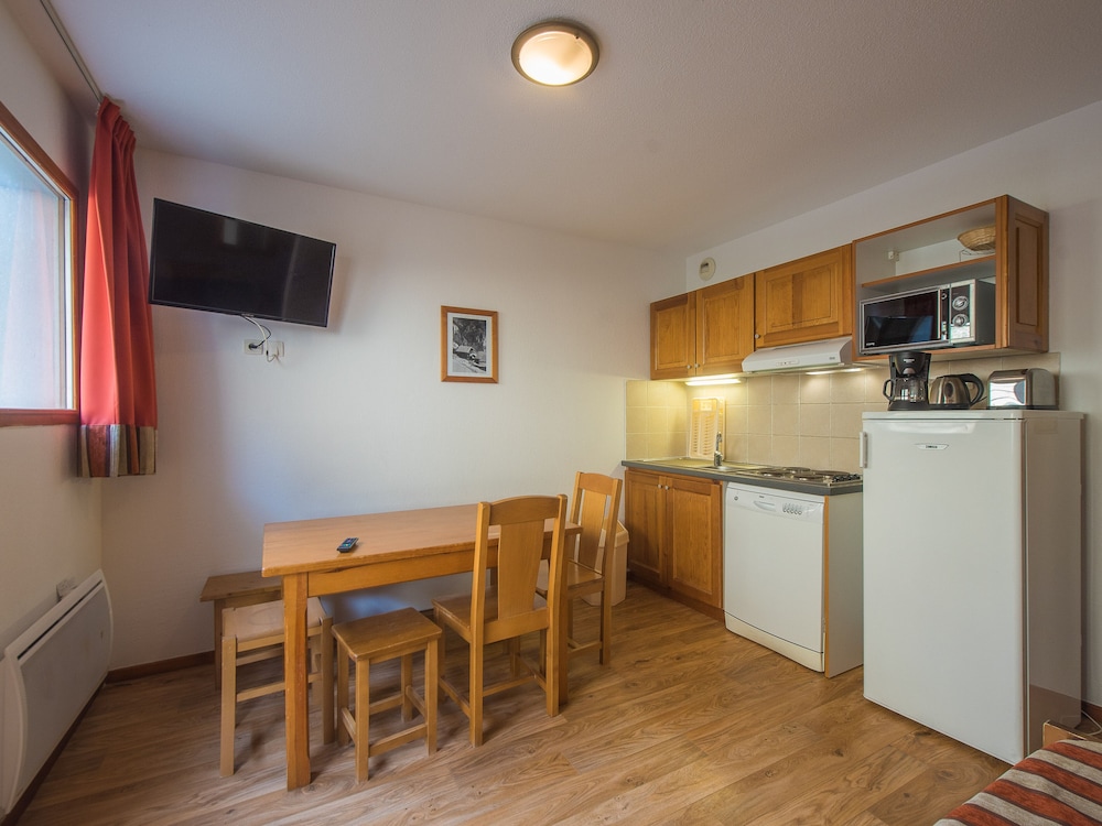 2-bedroom apartment with sleeping area for 8 people photo 3