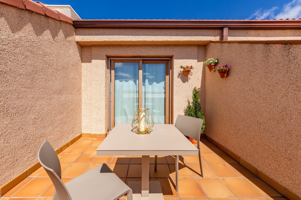 Triple Room - Photo 6