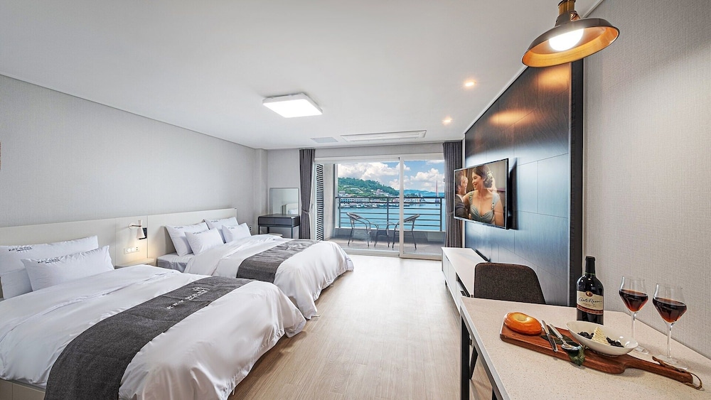 Deluxe Room, Ocean View