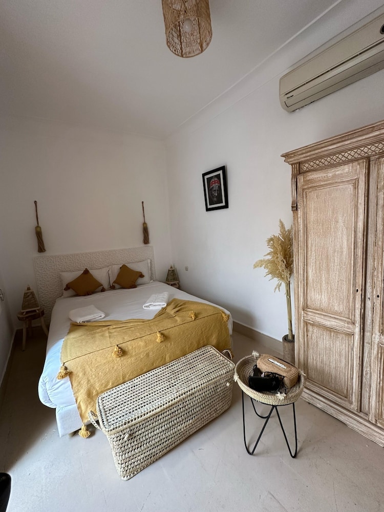Superior Double Room, Ensuite (Celeste)