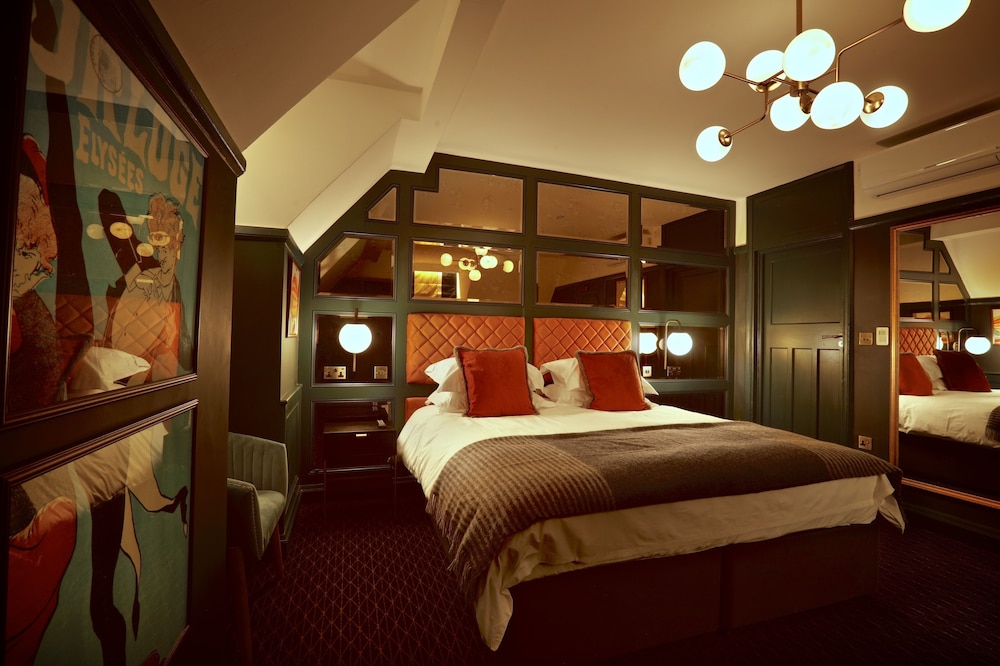 Superior Double Room, 1 King Bed, Non Smoking photo 1
