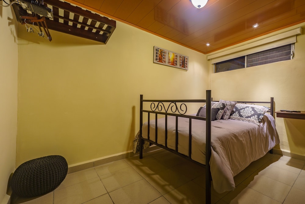 Budget Double Room photo 1