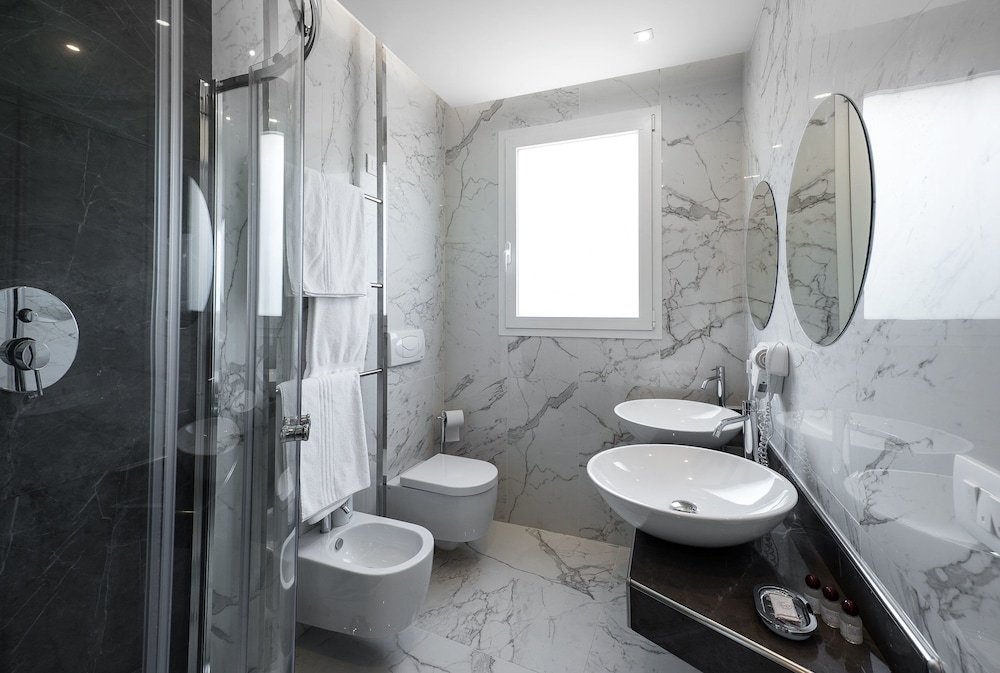 Luxury Room photo 3