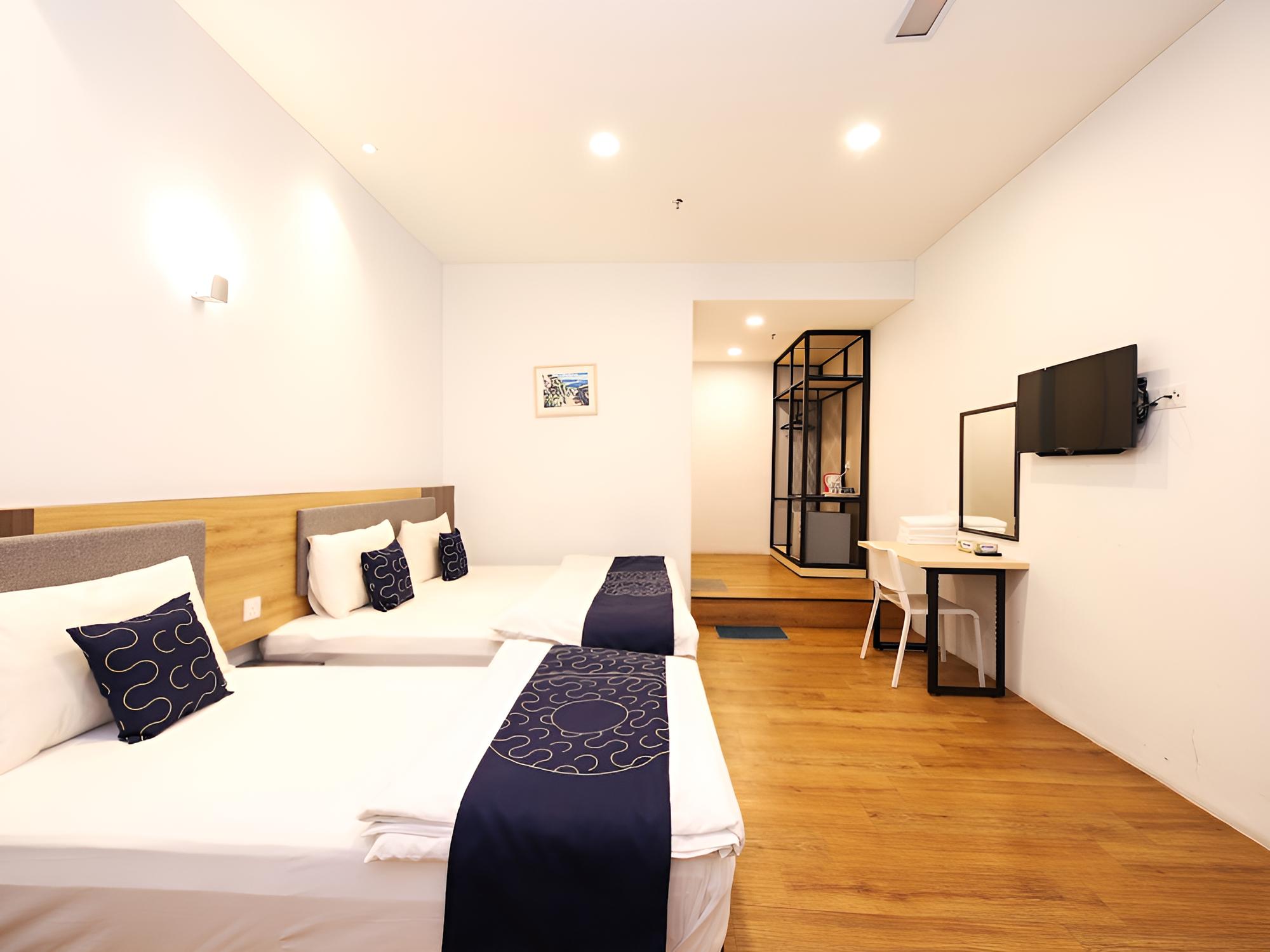 Deluxe Triple Room photo 2