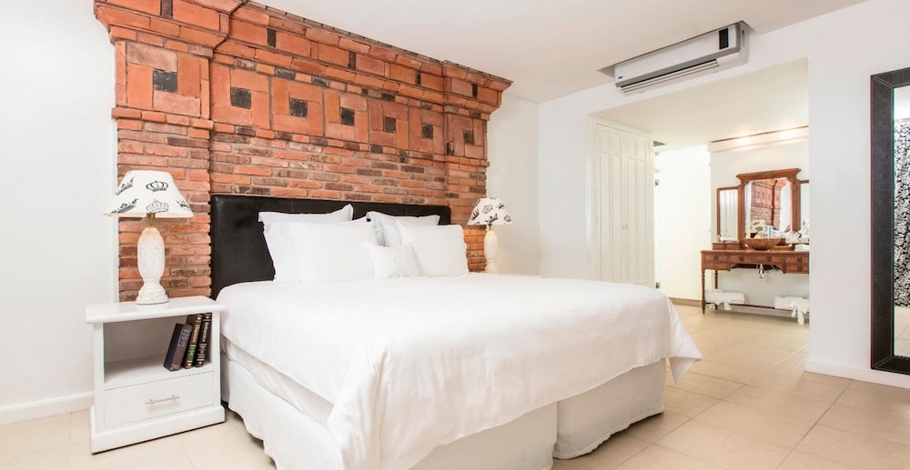 Loft, 1 King Bed (Loft)
