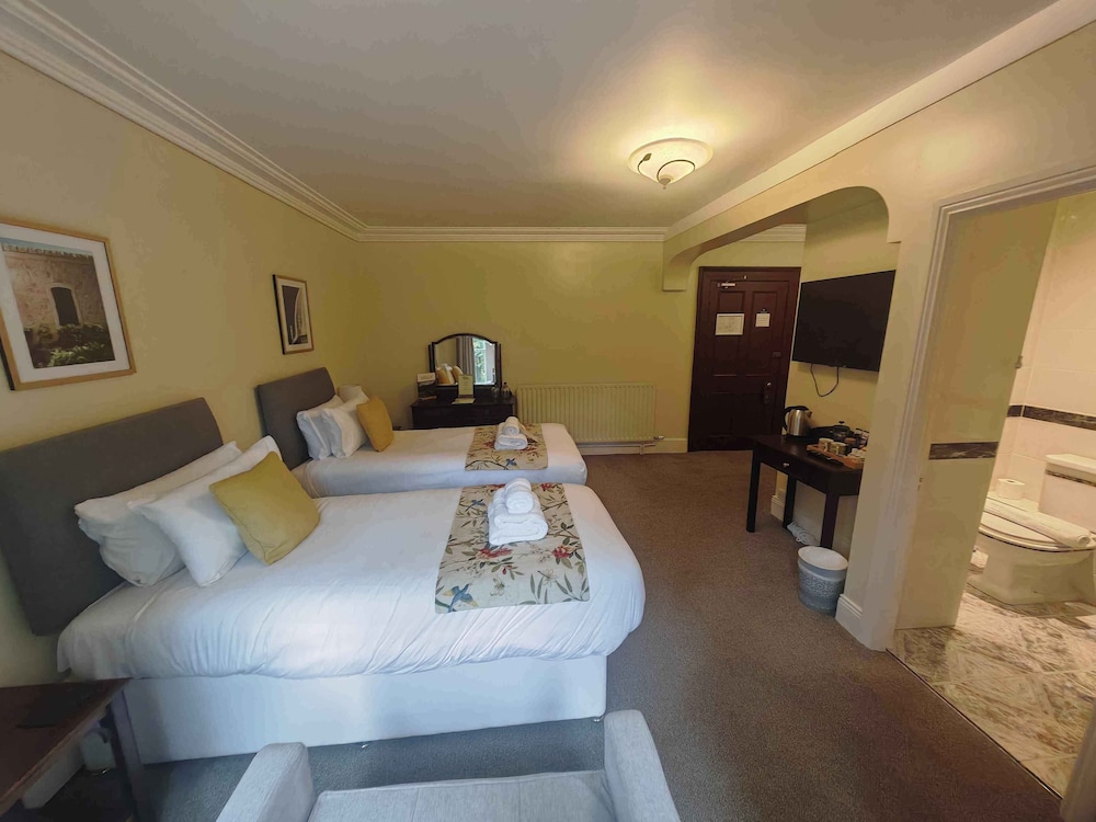 Standard Twin Room, River View photo 1