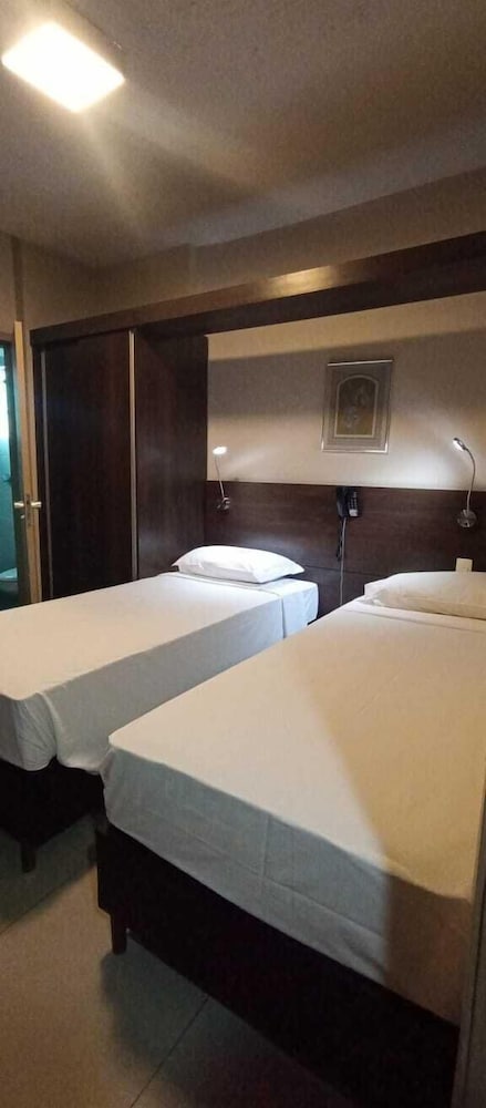 Classic Twin Room - Photo 1