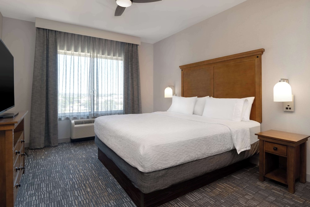 Suite, Multiple Beds, Accessible, Bathtub photo 1