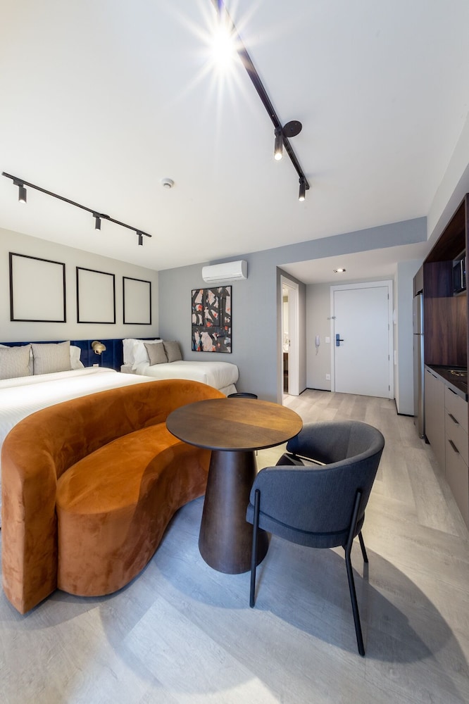 Family Studio Suite