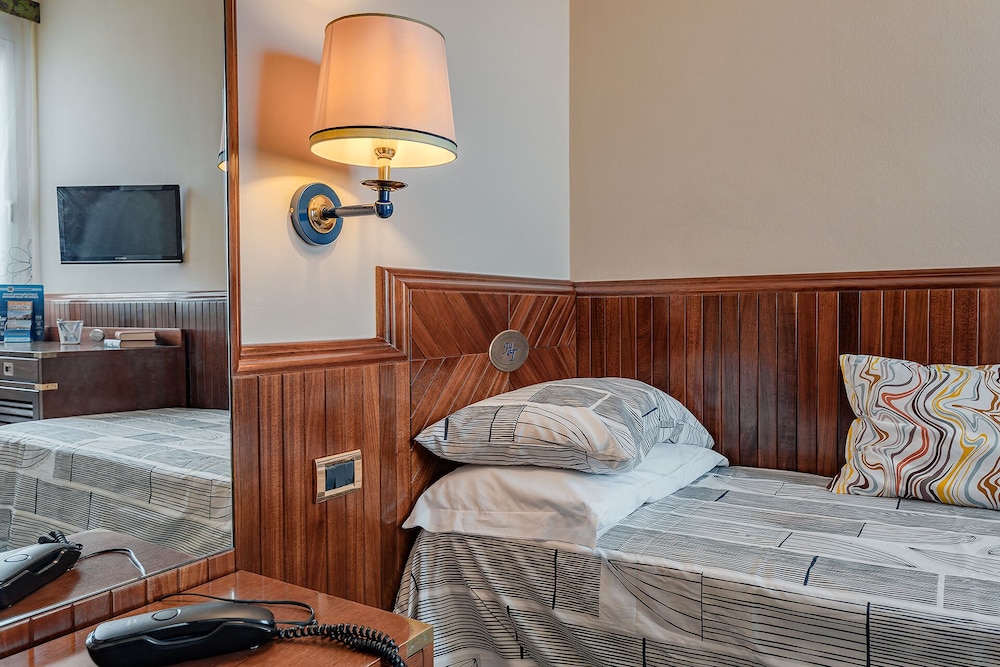 Classic Single Room photo 2