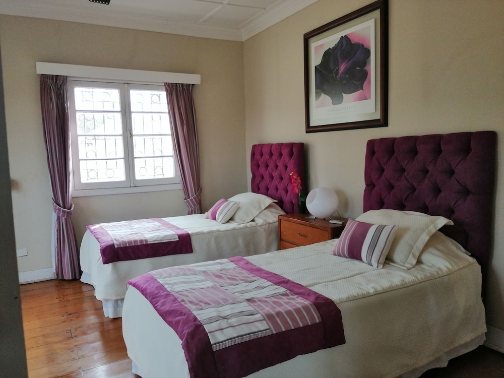 Standard Twin Room, 2 Twin Beds photo 2