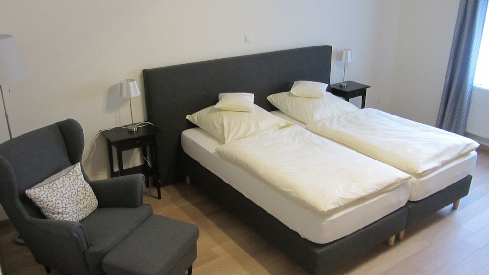Family Apartment photo 3