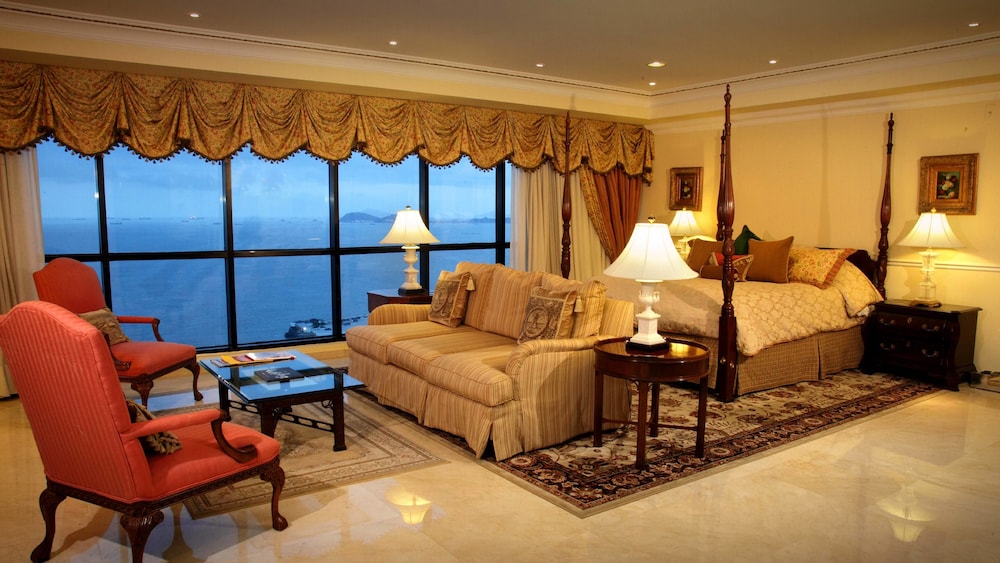 Classic King Room