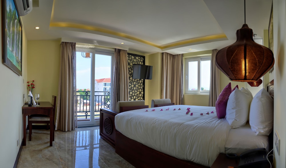 Junior Suite, City View photo 3
