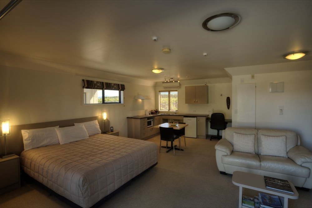 Luxury Spa Studio photo 1