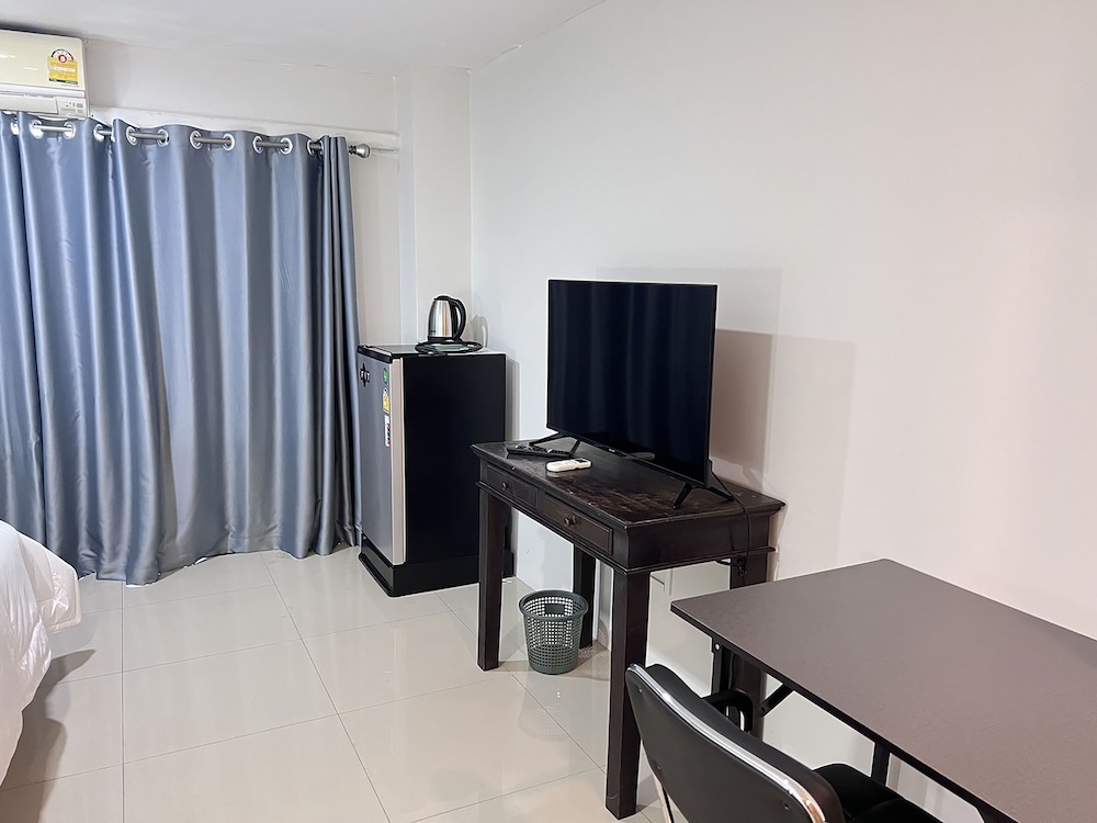 Deluxe Room - Photo 4