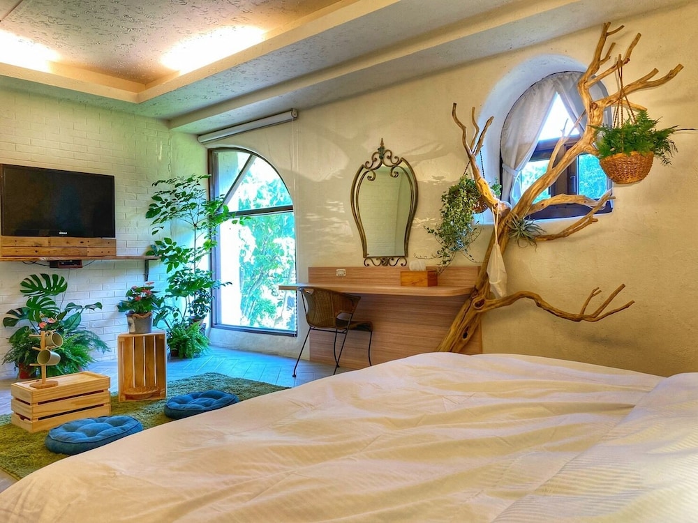 Romantic Double Room, 1 Bedroom, Balcony, Garden Area photo 3