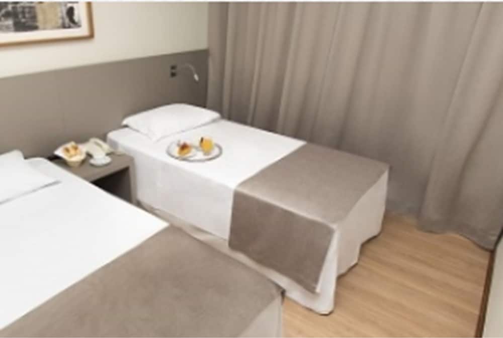 Standard Triple Room - Photo 2
