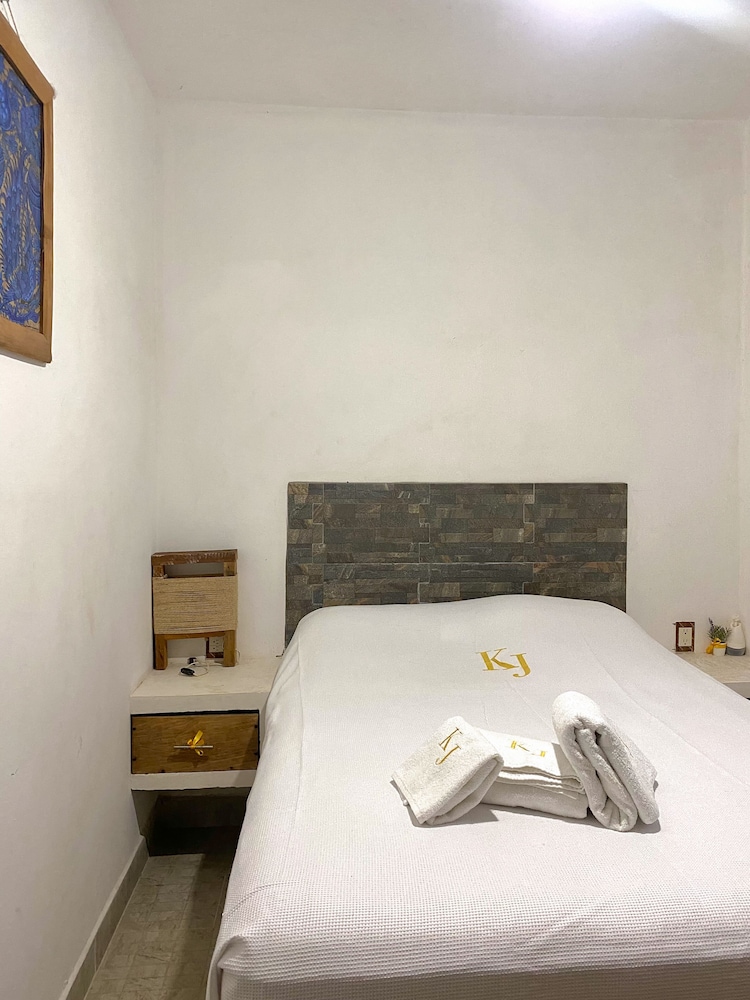 Economy Room photo 2