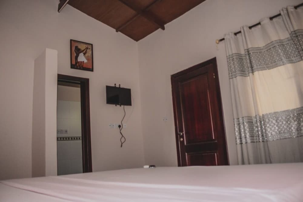 Standard Room photo 3
